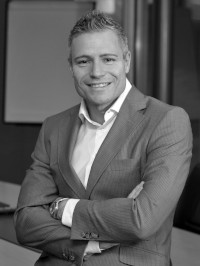 Patrick Wohlhauser_portrait pic_Myrtha 200