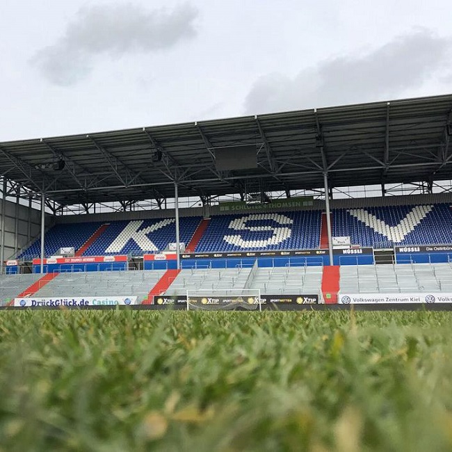 sb 2 2020_Rasen_Holstein Kiel_heiler 650
