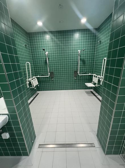 barrierefreier Duschraum
