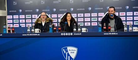 Menschen in Pressebereich