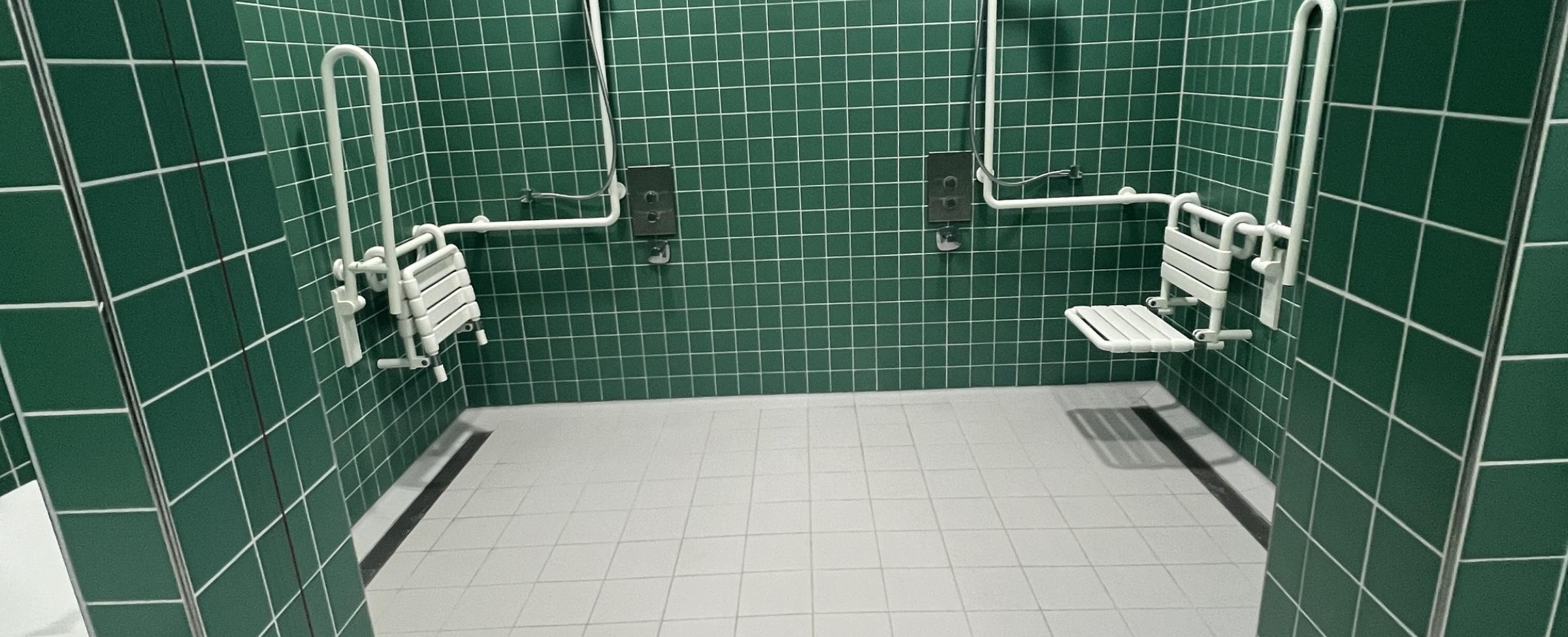 barrierefreier Duschraum