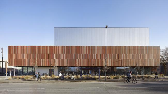 (17) Ravelin Sports Centre - FaulknerBrowns Architects - ©Hufton+Crow_650