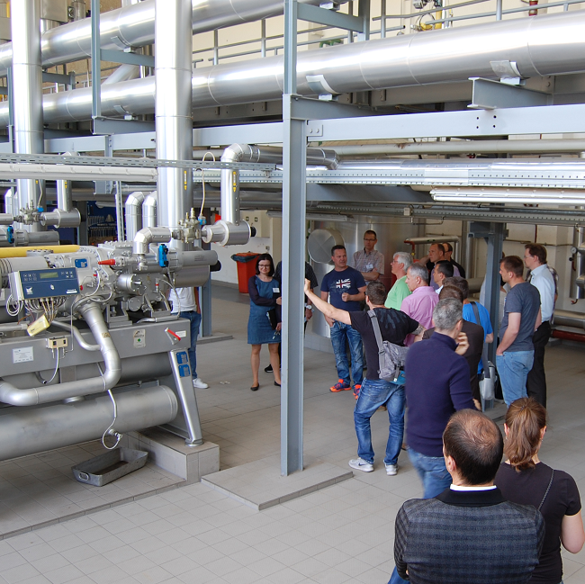 Kälteanlagenschulung 2020_participants listening