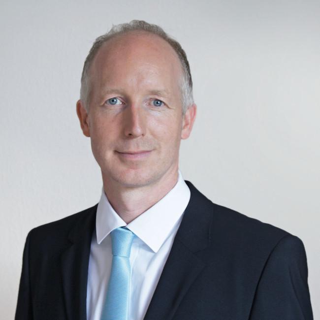 Ronald Eden_portrait pic_3433.jpg