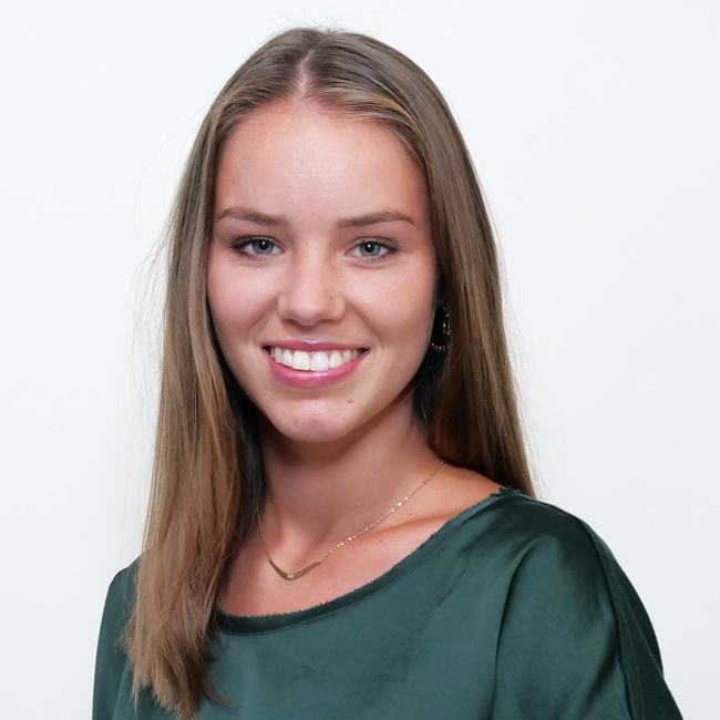 Freda Kloppenburg_portrait pic_650.png